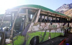 阿根廷長途巴士翻側19死20傷