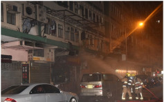 文英街烧烤店火警 门外7人车同遭殃车窗爆裂