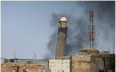 「伊斯兰国」炸毁摩苏尔大清真寺及斜尖塔