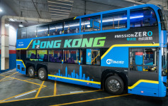 首辆双层氢能巴士明年1月「首航」 加氢最快10分钟行足全日