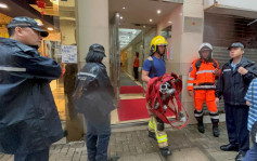 西营盘住宅电线短路闭门失火 屋内猫咪焗毙 1女住客吸入浓烟不适送院