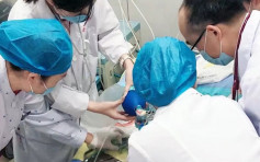 佛山2歲女童誤吞40粒血壓藥 延誤送院死亡