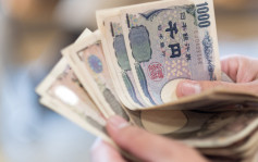 日圆创10个月新低 日本财务省扬言干预