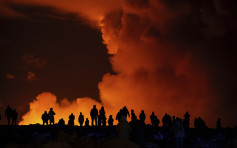 冰岛火山4个月内第4次爆发 岩浆从3公里裂缝涌出