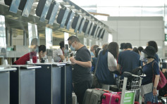 《环时》引消息人士：香港机场将很快恢复到内地转机服务
