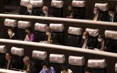 聯署破10萬 泰國民間版修憲草案將送國會辯論