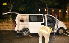 長沙灣客貨車疑遭縱火 車尾熏黑輪胎損毀