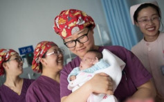 胎齡24周山西「手掌嬰兒」出生時僅790克終於治癒出院