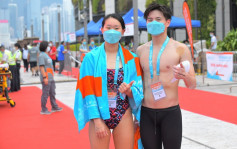 維港泳｜競賽男子組冠軍一度偏離終點 理大女生奪冠：賽前無太大期望