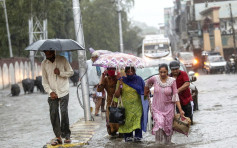 印度多地雷暴天气 68人遭雷击身亡