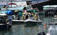 香港仔避風塘船隻起火 消防救熄無人傷