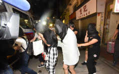警方晚上中环破卖淫场所 拘捕4名双程证女子