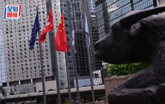 港股大跌｜梁熙倡基金撥指定百分比投資本地市場 許正宇：資金自由進出是香港優勢