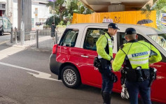 港岛警交通黑点执法 发2444张牛肉乾拘2违例司机