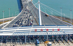 北上消费︱港人驾车跨境成风  港珠澳桥2月首破10万辆次