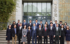 律师会访京团最后一天 拜访北大及人民大学法学院商讨合作计划
