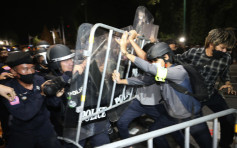 反政府示威升級 泰國曼谷進入緊急狀態拘捕逾20人