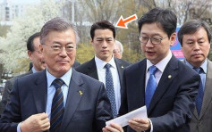 南韓總統靚仔保鑣　網民熱搜爆肌照