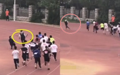 郑州院校运动会摄影师领跑参赛者 网民：被摄影耽误的运动员