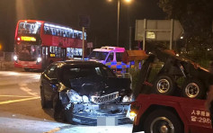 私家车屯门追撞七人车酿6伤 司机被揭无牌驾驶等5罪被捕 