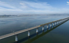 CR450動車組在福建湄洲灣大橋  實現單列時速453公里運行