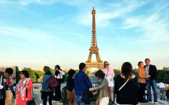 法國巴黎酒店外　20名遊客遇劫