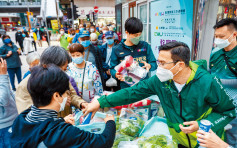 教界義工送暖 向基層派飯盒物資