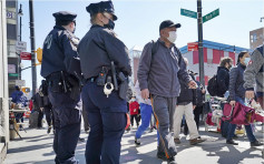 涉对纽约亚裔女子被殴袖手旁观 两名保安员被炒鱿