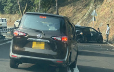 荃錦公路私家車自炒撞欄 司機受傷送院