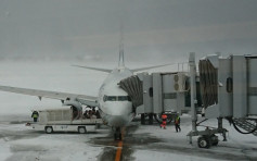 北海道暴雪逾30航班取消 JR服務暫停陸空交通混亂
