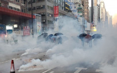 【修例風波】防暴警彌敦道射催淚彈 示威者擲汽油彈還擊