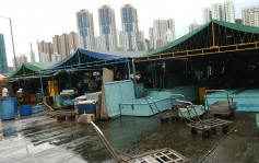 香港仔鱼类批发市场对开有渔船沉没 无人受伤