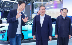 北京车展︱李强巡展感鼓舞：全球新能源汽车市场具巨大需求空间