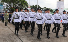 七一回归︱入境处仪仗队参与升旗礼  称为中国人身份感自豪