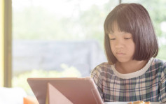 日研究：紙本比起電子教科書 更有助提高小學生閱讀能力