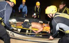男子偕友南灣租遊艇游水一度失蹤 被消防蛙人救起送院搶救