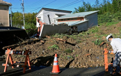 「塔拉斯」逼近日本本州 静冈多地雨量破纪录至少2死 