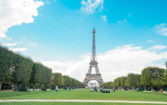 巴黎艾菲尔铁塔接获炸弹恐吓 一度疏散人群