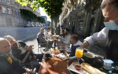 法國第二階段解封 餐廳酒吧人潮洶湧慶祝重生