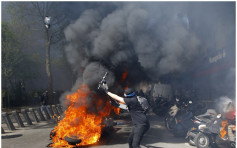 巴黎黄背心示威要求政府重视贫穷问题 逾200人被捕