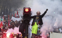 【法國大罷工】政府工會互不讓步 法國大罷工短期料難結束