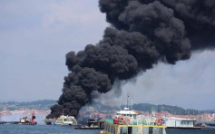 西班牙觀光雙體船起火 52人全部獲救多人受傷