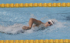 游泳｜何詩蓓首名晉級 今晚爭入百米捷泳決賽