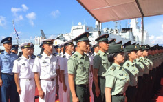 辽宁号舰队结束访问离港  　昂船洲军营举行欢送仪式