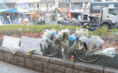 【西貢車禍】店舖職員感突然 街坊獻花悼單車手