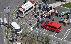 日大津市汽車衝上行人路 幼童及老師被撞2死13傷