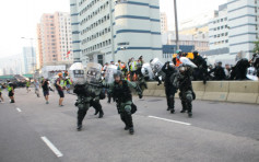 【观塘游行】警方伟业街制服多名示威者 冲突中多人受伤 