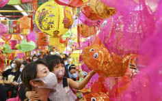 未来两日阴晴不定酷热达33°C 中秋节短暂见阳光有骤雨