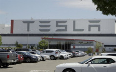 Tesla否认车辆有问题 新华社批无理傲慢