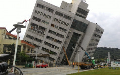台湾花莲云门翠堤大楼8秒倒塌 建筑商刘英麟被捕